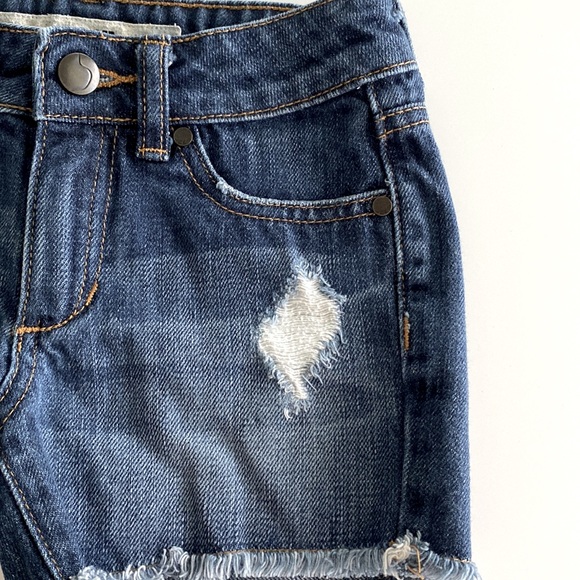 Joe’s Jeans Girls Shorts - Picture 4 of 9